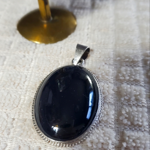 Jewelry - Vintage Mayan pendant